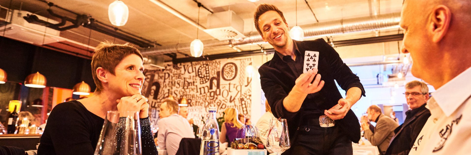 Zauberer Peter Valance als Showact für Ihre Hochzeit in Berlin